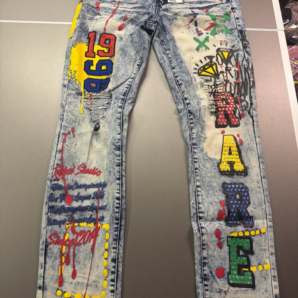 Rue 21 Premium Men'sBlue Design Patch Distressed Jeans Skinny Fit Jean 30x32 NWT